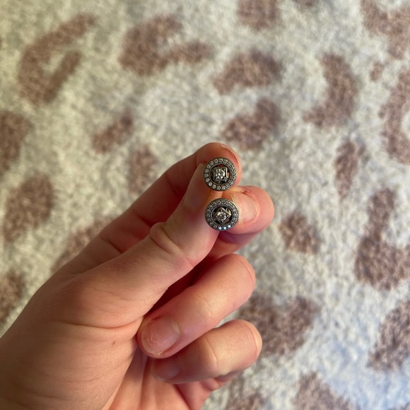 Pandora Vintage Circle Stud Earrings - Picture 2 of 4